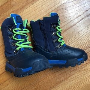 Carter’s snow boots